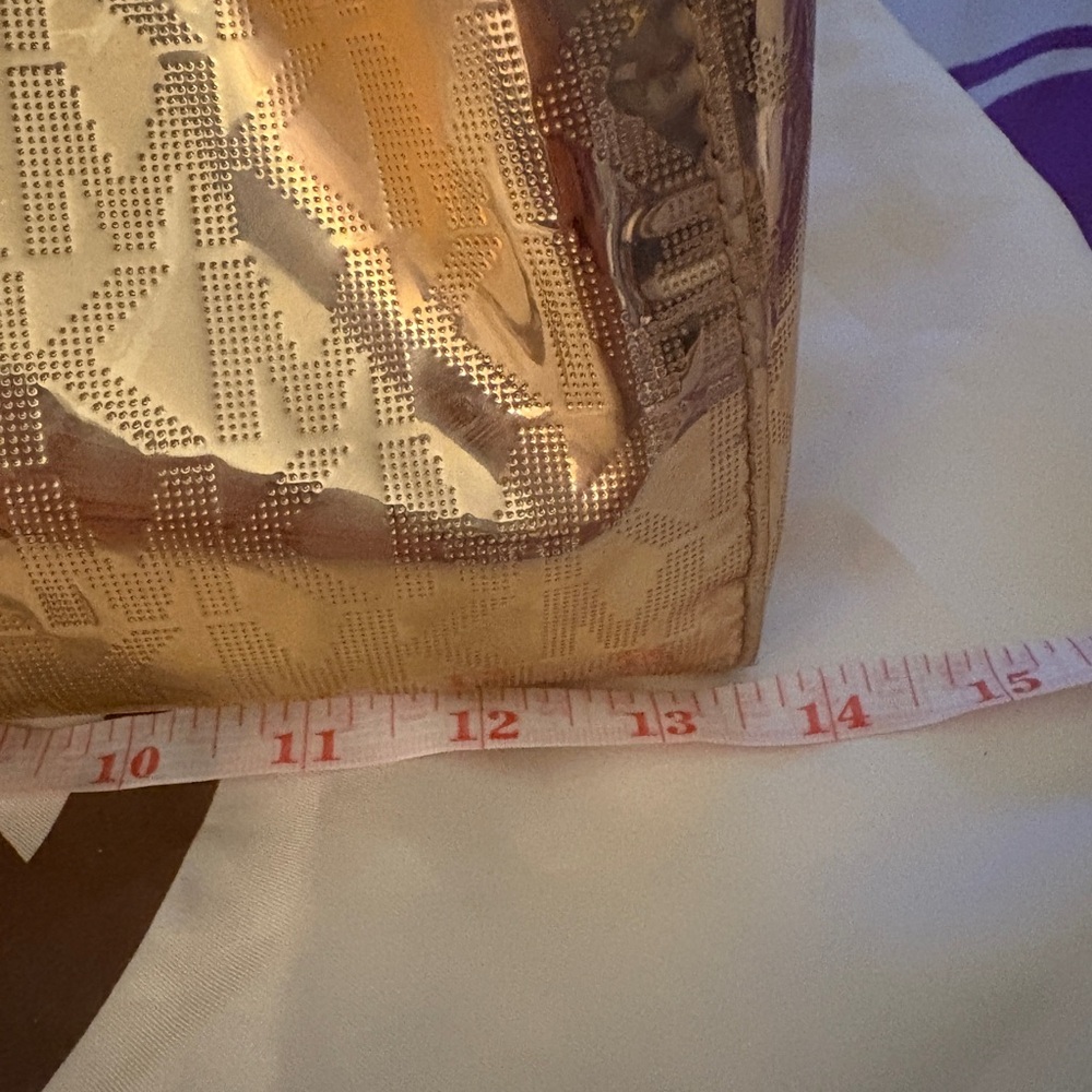 Michael Kors Rose Gold Metallic Large Handbag & Matching Wallet NWOT - Picture 5 of 15